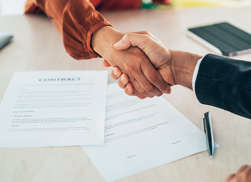 Business Contract Review Tips for Paralegals: Top Traps and Red Flags