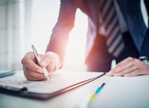 Communicating With Auto Insurance Companies: The Personal Injury Paralegal's Guide